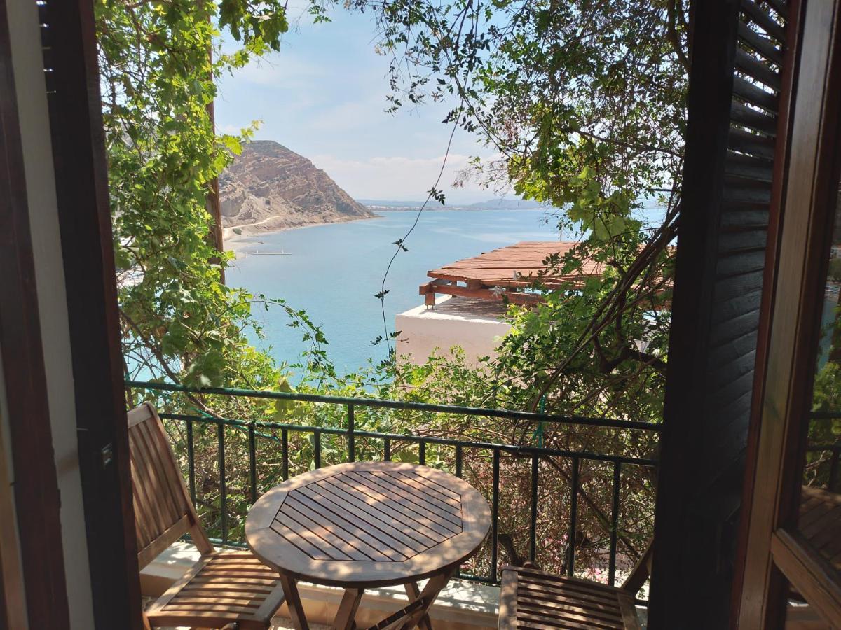 Loggia Hotel Agia Galini Екстериор снимка